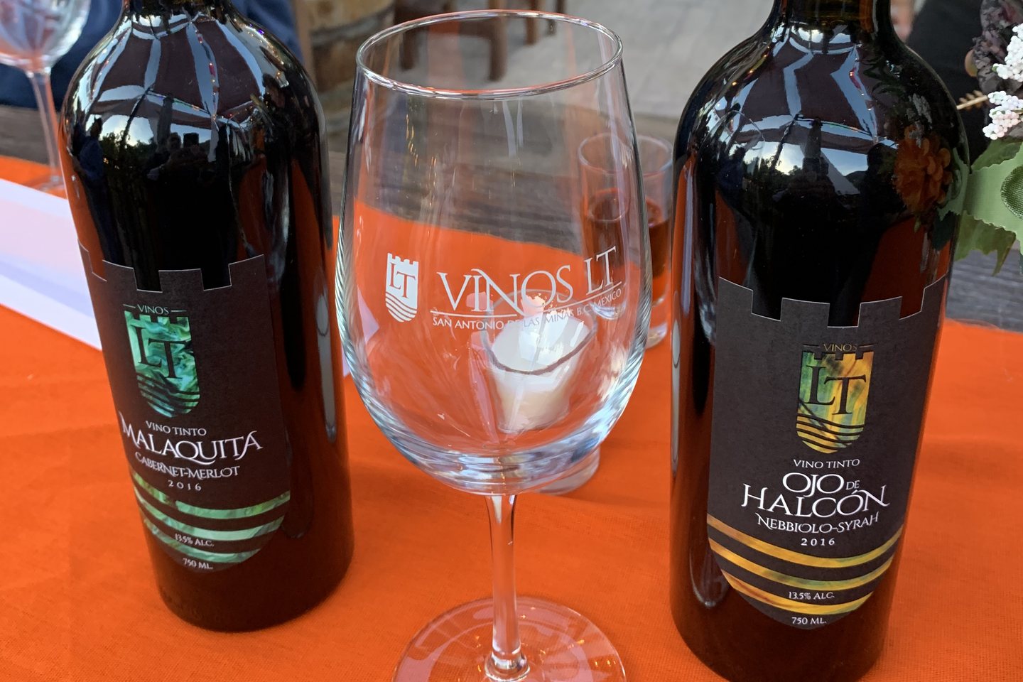 Vinos LT Malaquita y Ojo de Halcón